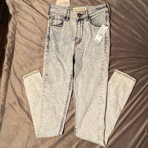 junior skinny blue jeans